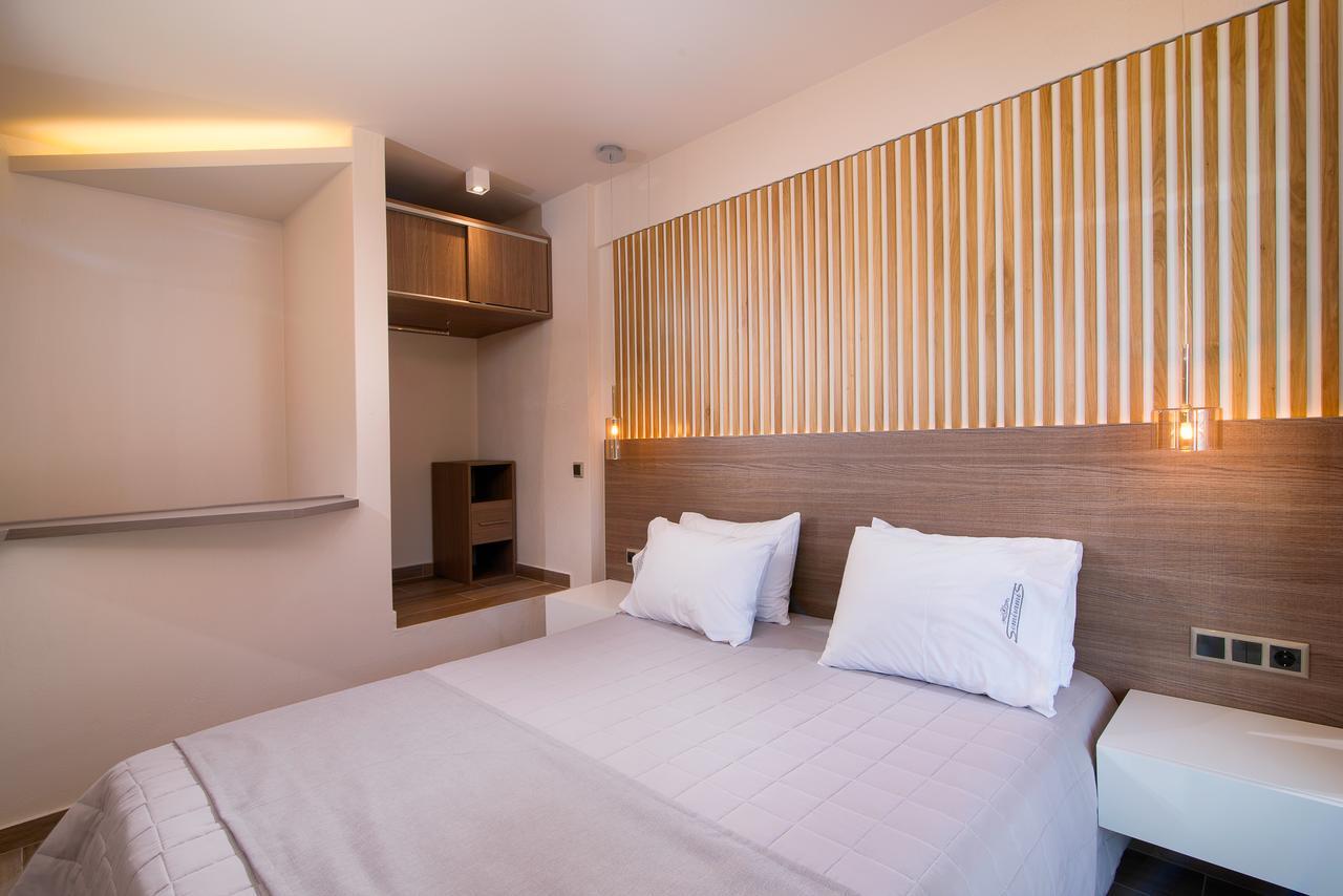 Semiramis Luxury Suites Chrysi Ammoudia Exterior photo